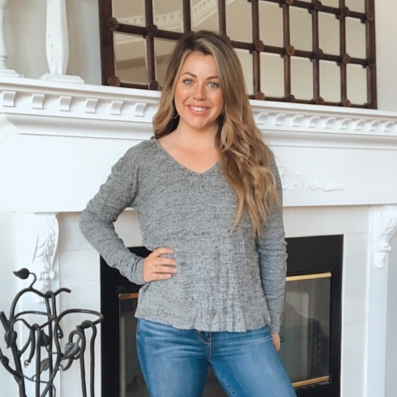 FASHION Nova Gray Ribbed Knit Lightweight Hoodie - Picture 2 of 7